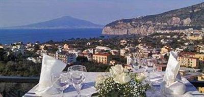 фото отеля Hotel Cristina Sant'Agnello