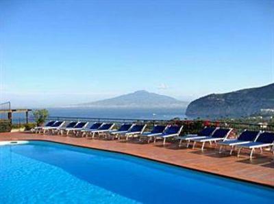 фото отеля Hotel Cristina Sant'Agnello