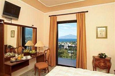 фото отеля Hotel Cristina Sant'Agnello
