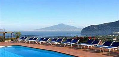 фото отеля Hotel Cristina Sant'Agnello