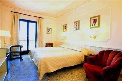 фото отеля Hotel Cristina Sant'Agnello