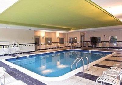 фото отеля Fairfield Inn & Suites by Marriott Hartford Airport