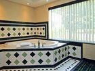фото отеля Fairfield Inn & Suites by Marriott Hartford Airport