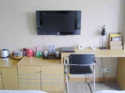 фото отеля Haining New World Hotel