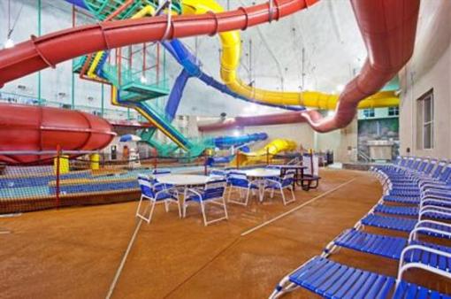 фото отеля Holiday Inn Toledo Maumee