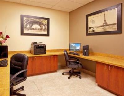 фото отеля Holiday Inn Toledo Maumee