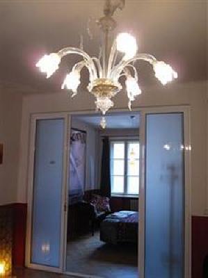 фото отеля Red Bed & Breakfast Sofia