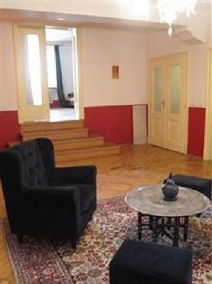 фото отеля Red Bed & Breakfast Sofia