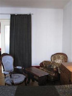 фото отеля Red Bed & Breakfast Sofia
