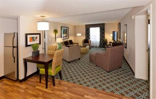 фото отеля Homewood Suites Boston Canton