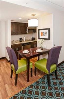 фото отеля Homewood Suites Boston Canton