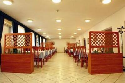 фото отеля Omladinski Hostel