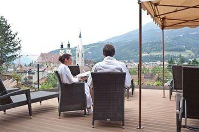 фото отеля BEST WESTERN Gruener Baum
