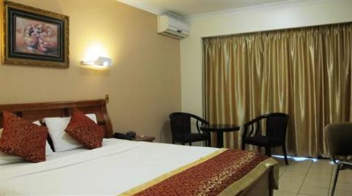 фото отеля Novena Palms Motel