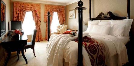 фото отеля Johnstown House Enfield Hotel
