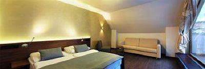 фото отеля Carol Hotel Prague