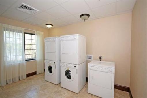 фото отеля Staybridge Suites Newport News Yorktown