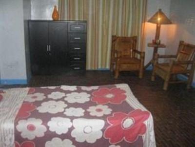 фото отеля Angeles Budget Hotel
