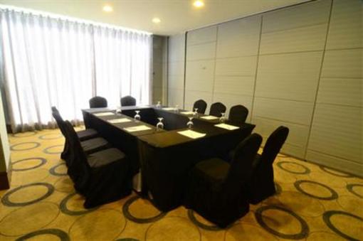 фото отеля Luxent Hotel