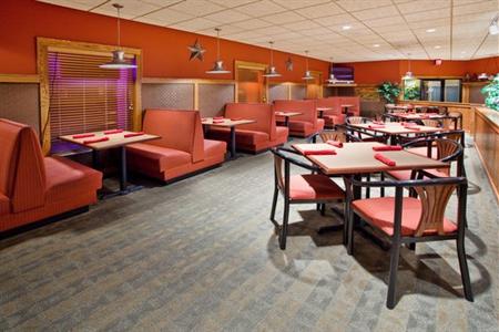 фото отеля Holiday Inn Alpena