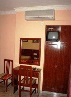 фото отеля Hostal Restaurante El Lirio