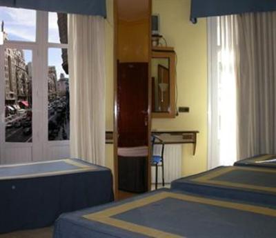 фото отеля Hostal Buenos Aires