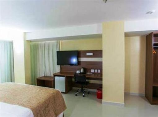 фото отеля Holiday Inn Exp Belem Ananinde