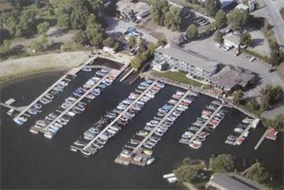 фото отеля Turtle Bay Marina Resort