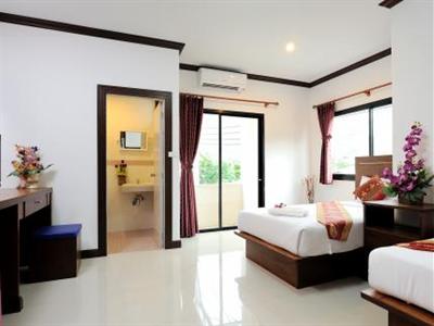 фото отеля NNC Patong House