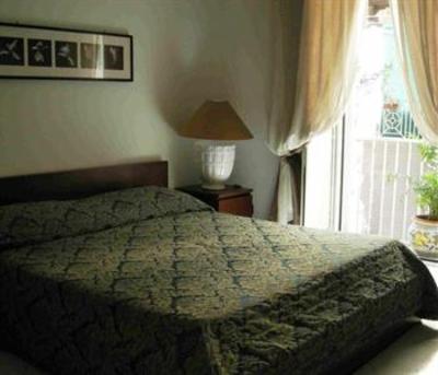 фото отеля La Residenza Napoli B&B