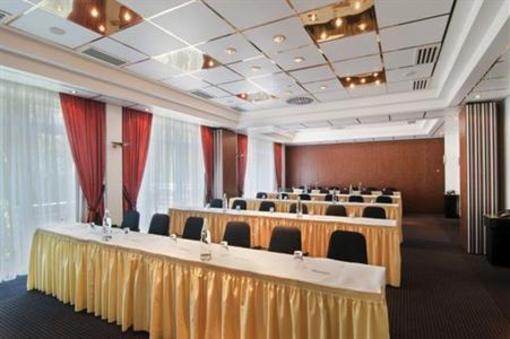 фото отеля Holiday Inn Minden