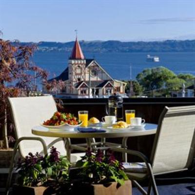 фото отеля Lake Road Lodge