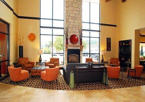 фото отеля Comfort Suites Manhattan
