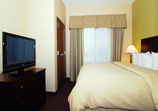 фото отеля Comfort Suites Manhattan