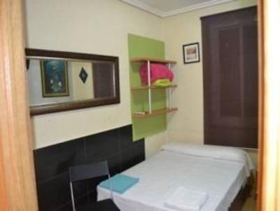 фото отеля Apartamentos Good Night Madrid