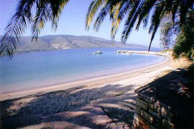фото отеля Plataria Beach Bungalows