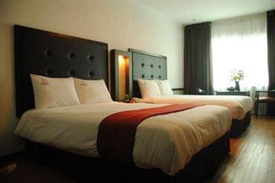 фото отеля Royal Hotel Angeles City