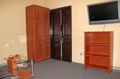 фото отеля Apartment Hotel Contrabas