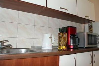фото отеля Apartment Hotel Contrabas