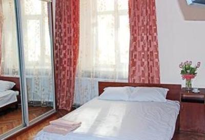 фото отеля Apartment Hotel Contrabas