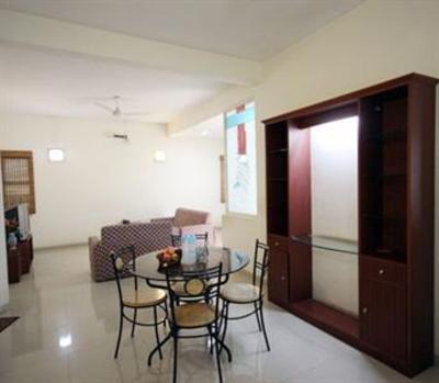 фото отеля Aranha Homes - Trinity Grand