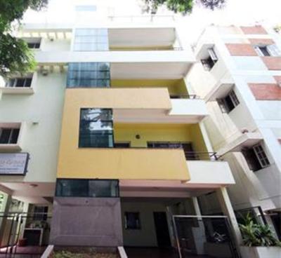 фото отеля Aranha Homes - Trinity Grand