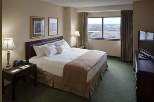 фото отеля Doubletree Guest Suites Columbus (Ohio)