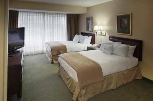 фото отеля Doubletree Guest Suites Columbus (Ohio)