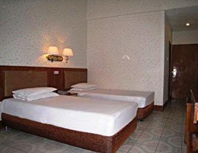 фото отеля Shuili Hotel