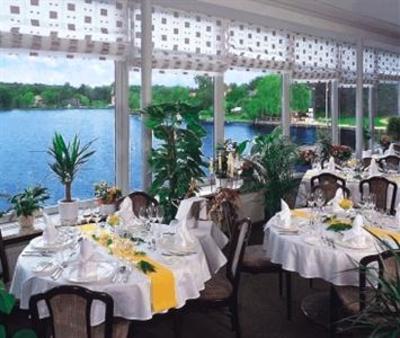 фото отеля Hotel Zum Weissen Ross