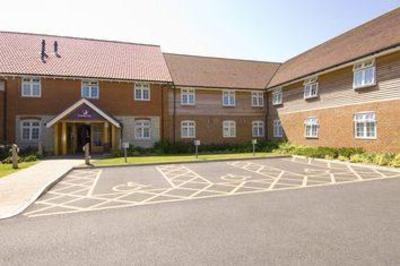 фото отеля Premier Inn Petersfield