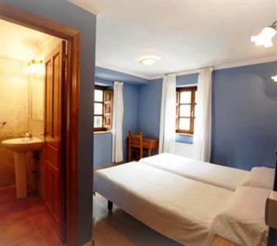 фото отеля Apartamentos Aguasaliu
