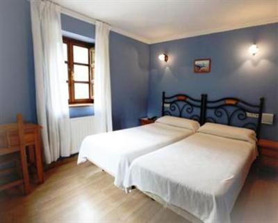 фото отеля Apartamentos Aguasaliu