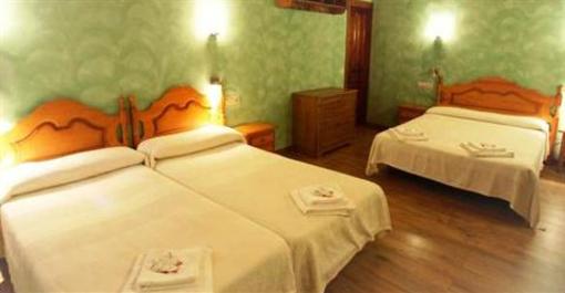 фото отеля Apartamentos Aguasaliu